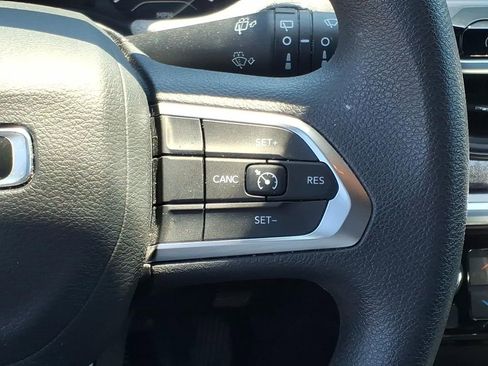 Used 2025 Jeep Compass Sport AWD/4WD image 19