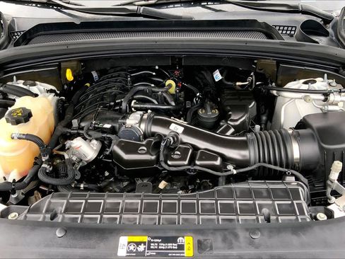 Used 2022 Jeep Grand Cherokee Altitude image 28