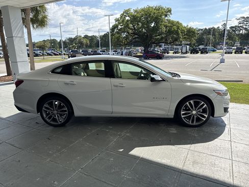 Used 2024 Chevrolet Malibu LT FWD image 14