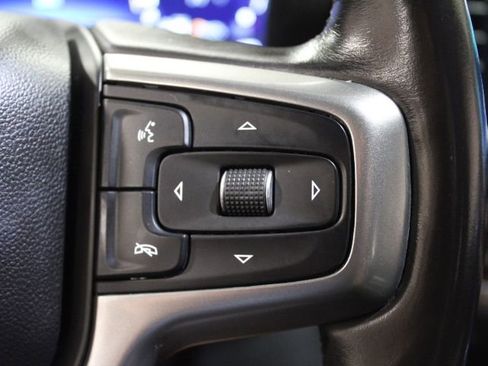 Used 2022 Chevrolet Silverado 1500 LT AWD/4WD image 36