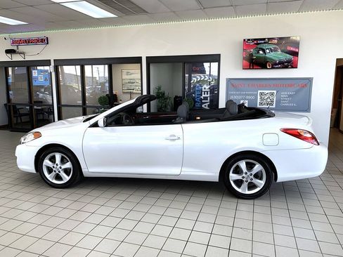 Used 2006 Toyota Solara SLE FWD image 2