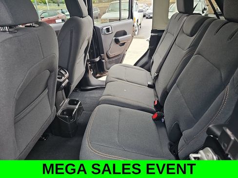 Used 2024 Jeep Wrangler Unlimited Sport AWD/4WD image 13