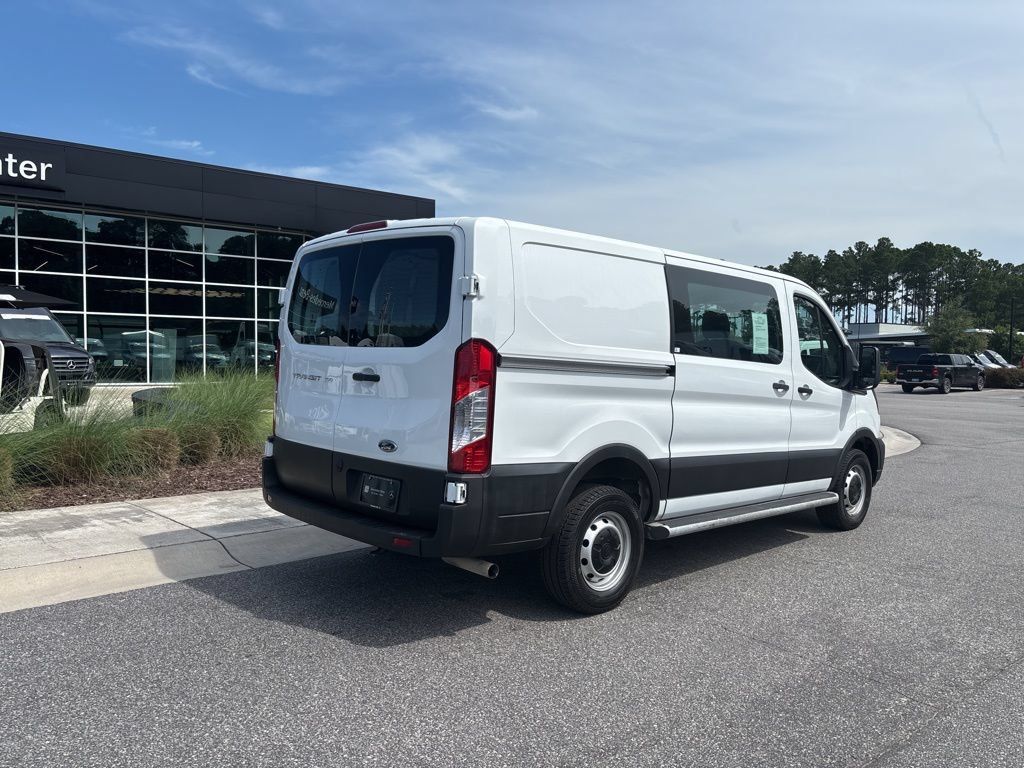Used 2024 Ford Transit 150 Low Roof RWD image 3