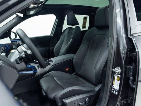 New 2026 BMW X3 xDrive30 w/ M Sport Package image 24