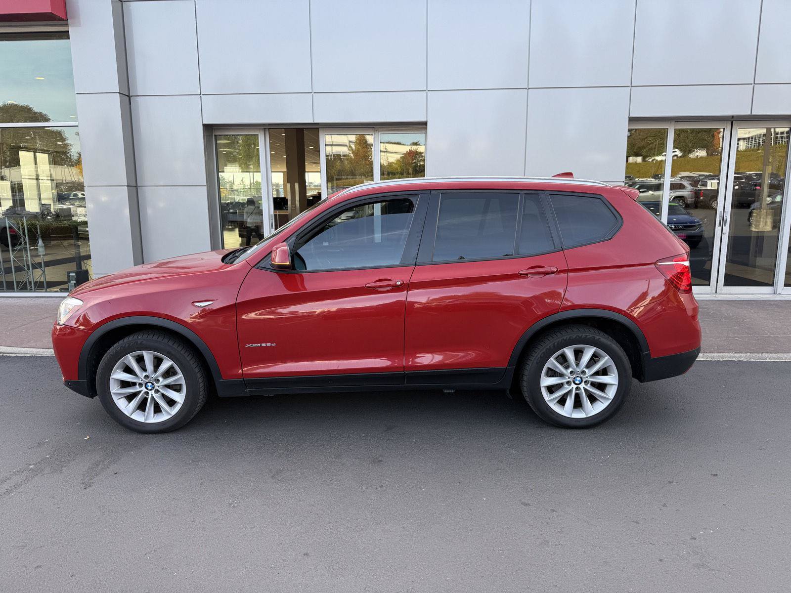 Used 2016 BMW X3 xDrive28d AWD/4WD image 2