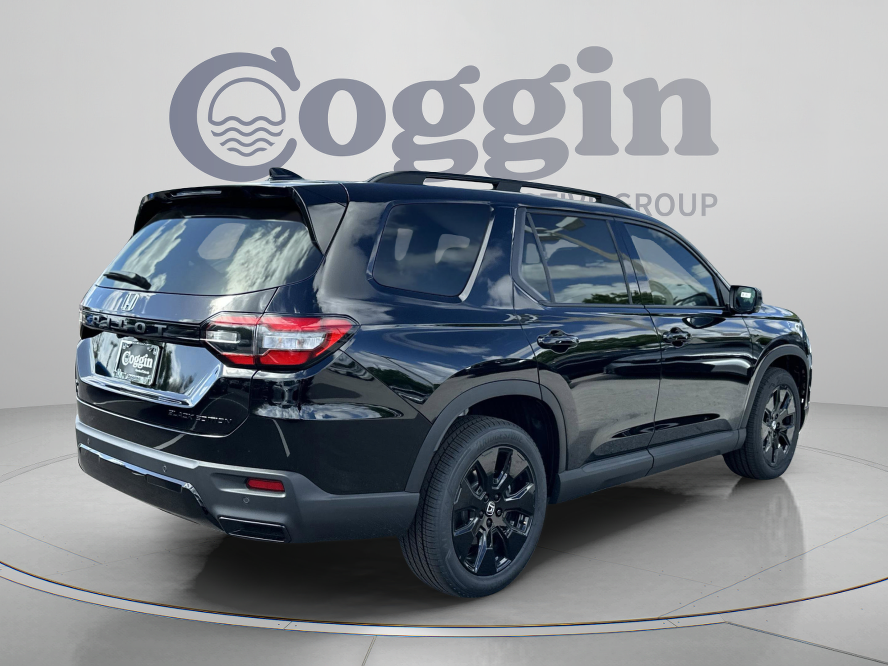 New 2026 Honda Pilot Black Edition image 6