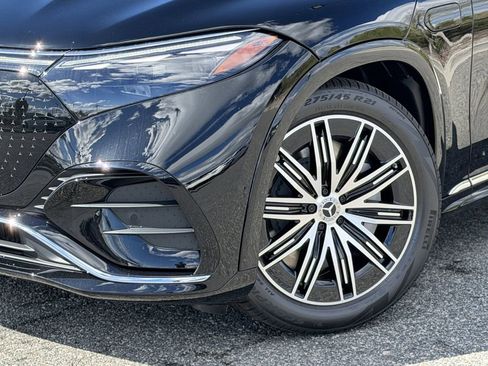New 2026 Mercedes-Benz EQS 400 4MATIC SUV image 4