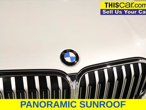 Used 2021 BMW 750i xDrive w/ Executive Package AWD/4WD image 12