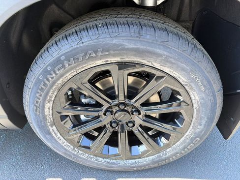 Used 2026 Toyota Grand Highlander XLE FWD image 20