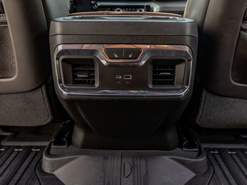 Used 2024 GMC Sierra 2500 Denali Ultimate image 33