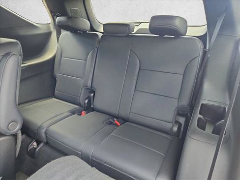 Used 2026 Chevrolet Traverse LT FWD image 20