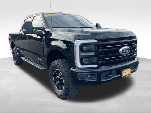 Used 2025 Ford F350 Platinum w/ Tremor Off-Road Package image 1