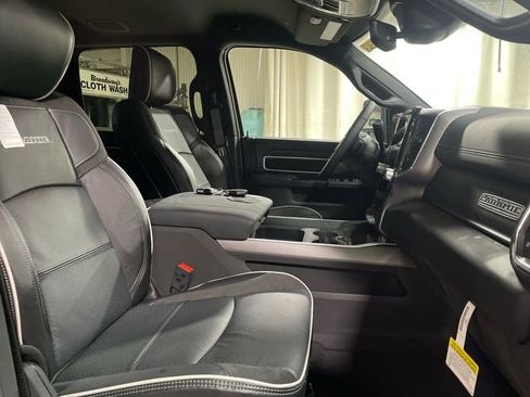 New 2026 RAM 2500 Laramie w/ Night Edition AWD/4WD image 24