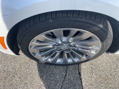 Used 2017 Cadillac CTS Luxury image 23