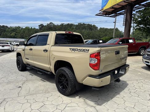 Used 2018 Toyota Tundra Limited w/ Limited Premium Package AWD/4WD image 10