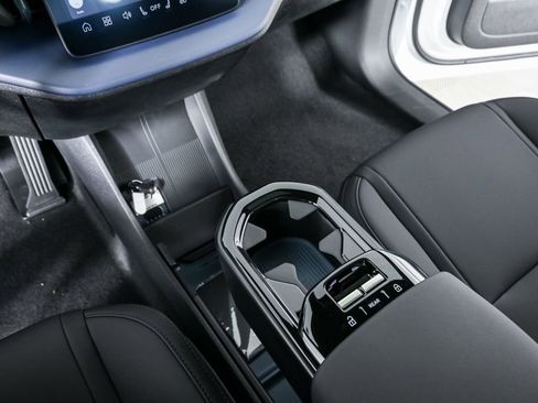 New 2026 Volvo EX30 Cross Country Ultra w/ Protection Package Premier AWD/4WD image 16