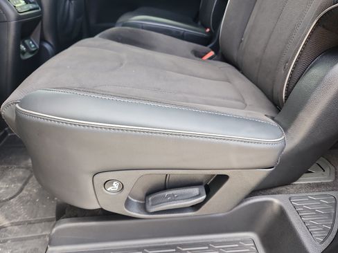 Used 2025 Hyundai Palisade Calligraphy AWD/4WD image 27