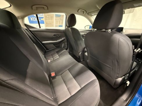 Used 2024 Nissan Sentra SV FWD image 6