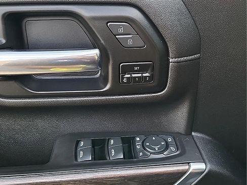 Used 2020 Chevrolet Silverado 3500 LTZ w/ LTZ Convenience Package AWD/4WD image 14