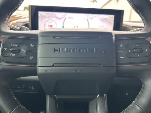 Used 2025 GMC Hummer EV 3X image 27
