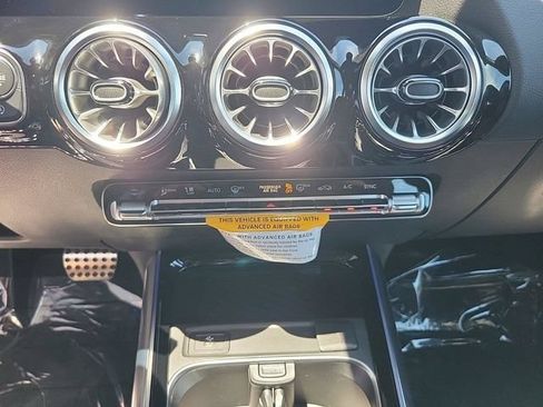 Certified 2025 Mercedes-Benz GLA 35 AMG 4MATIC image 35