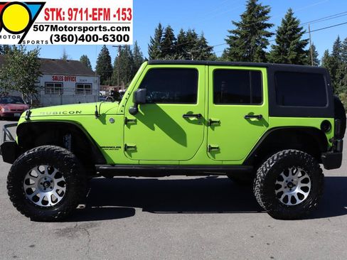 Used 2013 Jeep Wrangler Unlimited Rubicon w/ Connectivity Group AWD/4WD image 5