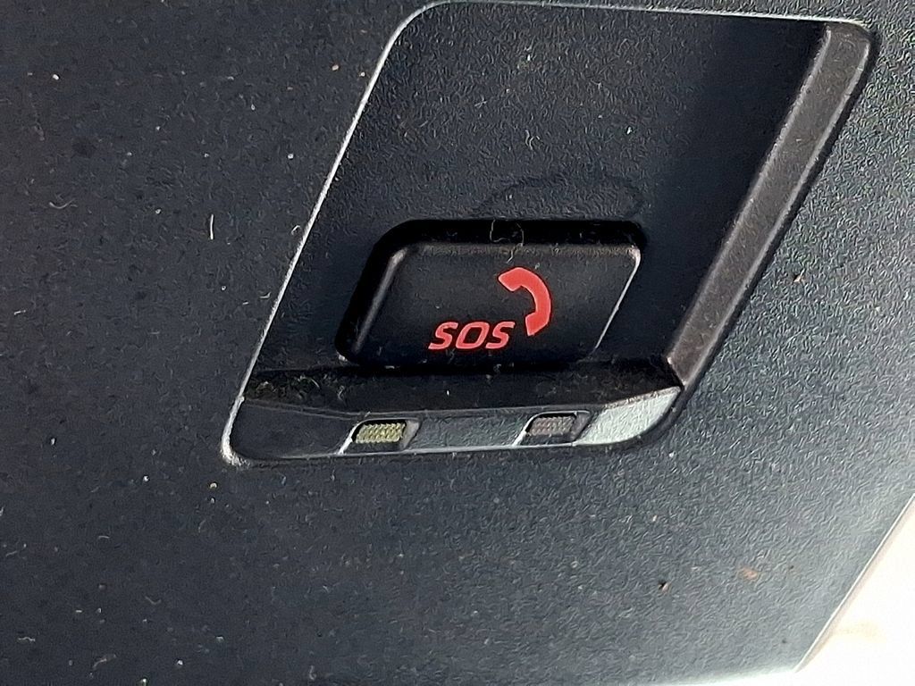 Used 2025 Toyota Camry LE FWD image 23
