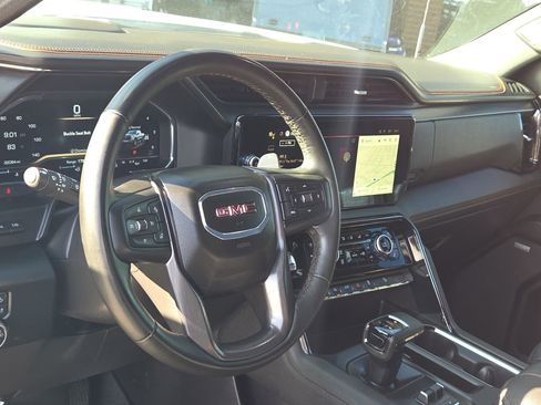 Used 2024 GMC Sierra 1500 AT4 w/ Technology Package image 16