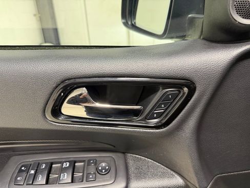 Used 2023 Dodge Durango R/T AWD/4WD image 34