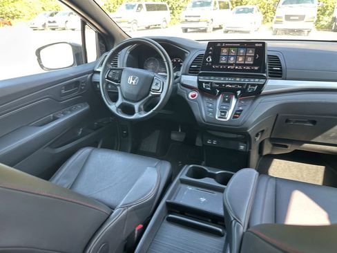Used 2025 Honda Odyssey Sport-L image 15