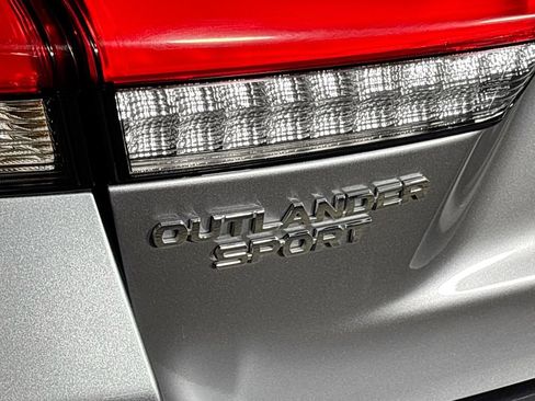 Used 2024 Mitsubishi Outlander Sport ES AWD/4WD image 23