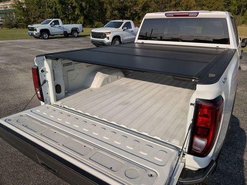 Used 2024 GMC Sierra 2500 Pro w/ Convenience Package AWD/4WD image 30