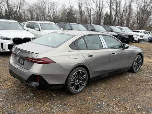 New 2026 BMW 530i xDrive w/ M Sport Package image 4