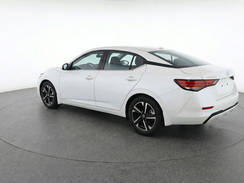 Used 2025 Nissan Sentra SV FWD image 6