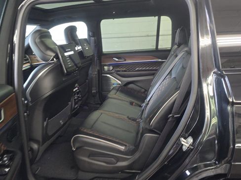 Used 2023 Jeep Grand Cherokee L Summit w/ Advanced Protech Group IV image 10