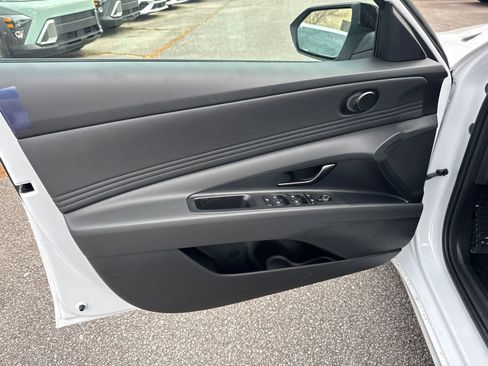 New 2026 Hyundai Elantra SEL Sport Premium FWD image 11