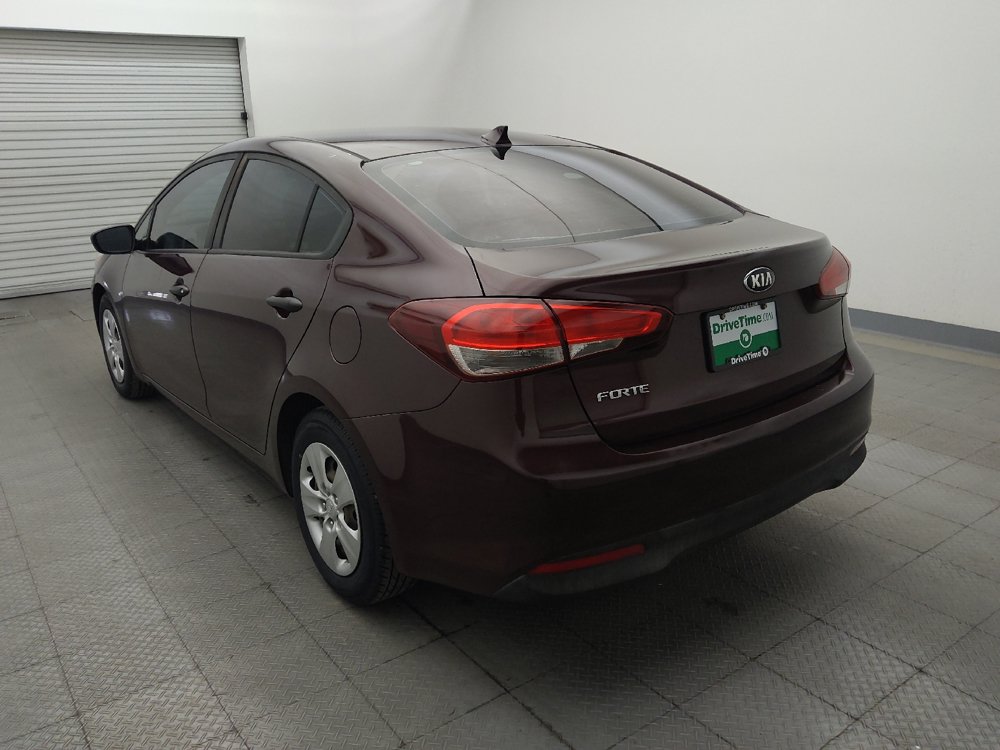 Used 2017 Kia Forte LX FWD image 5