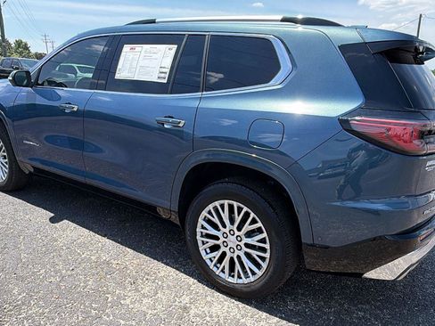 Used 2024 GMC Acadia Denali w/ Super Cruise Package FWD image 7