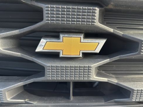 Used 2022 Chevrolet Silverado 1500 Custom image 10