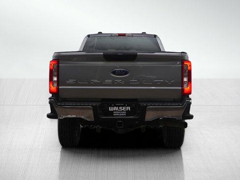 Used 2024 Ford F250 XLT image 4