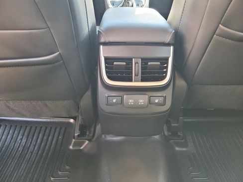 Used 2022 Subaru Outback Limited AWD/4WD image 15