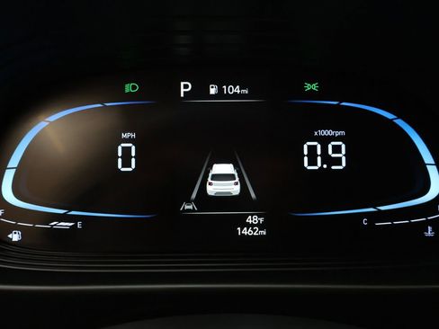 Used 2023 Hyundai Venue SEL image 20