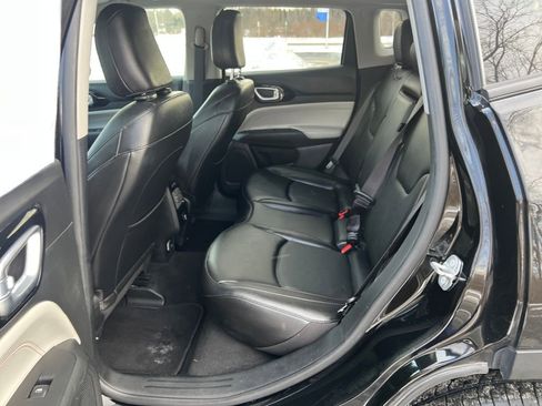 Used 2022 Jeep Compass Limited image 21