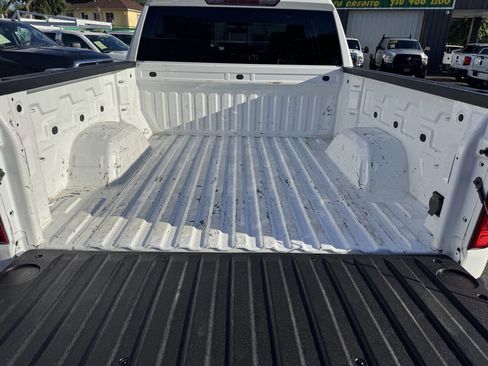 Used 2021 Chevrolet Silverado 1500 W/T w/ WT Value Package AWD/4WD image 10