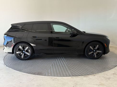 Used 2025 BMW iX xDrive50 w/ Premium Package AWD/4WD image 8