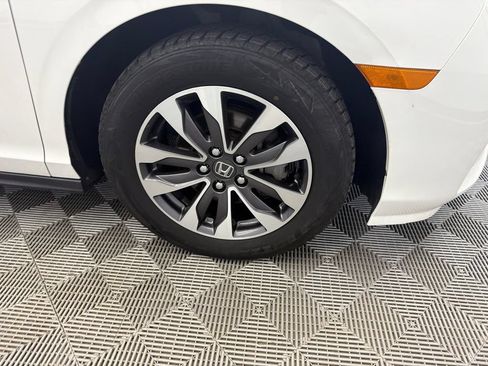 Used 2023 Honda Odyssey EX-L image 14