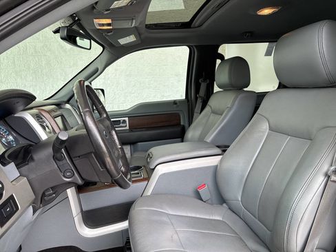 Used 2014 Ford F150 Lariat w/ Equipment Group 502A Luxury image 10