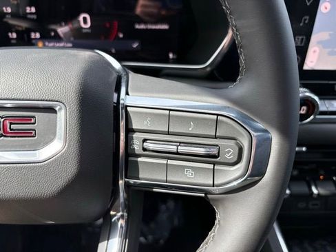 New 2026 GMC Canyon Elevation w/ Convenience Package image 20