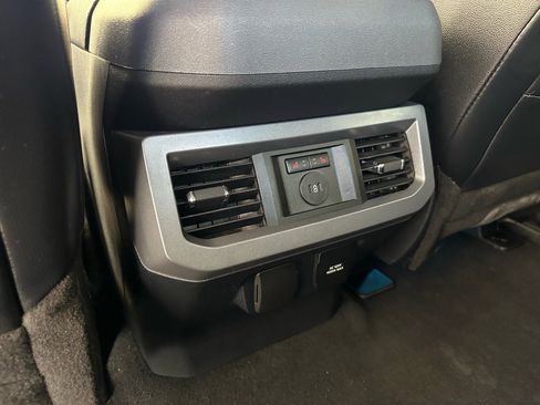 Certified 2024 Ford F250 Lariat AWD/4WD image 33