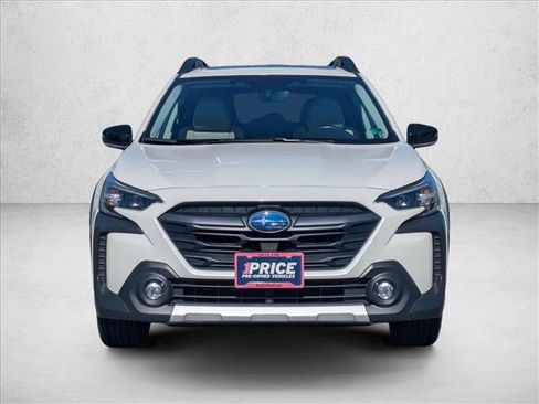 Used 2024 Subaru Outback Limited AWD/4WD image 2